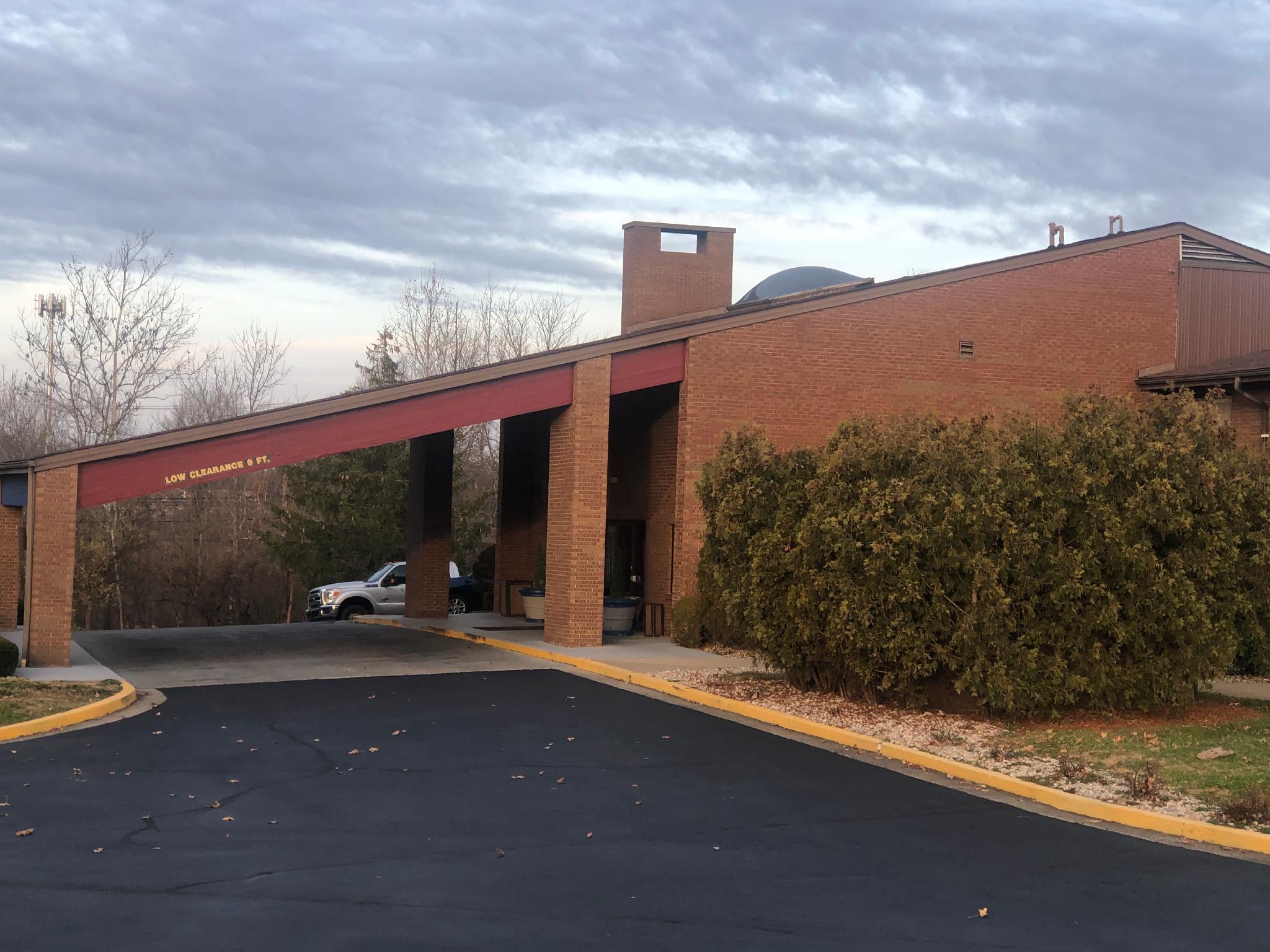 Red Roof Inn & Suites Lexington - Hamburg Exterior foto