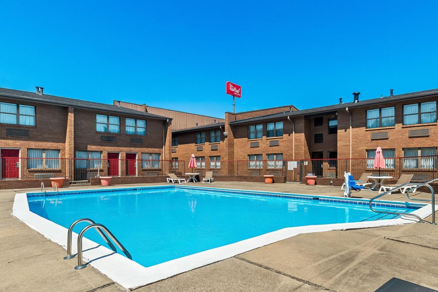 Red Roof Inn & Suites Lexington - Hamburg Exterior foto