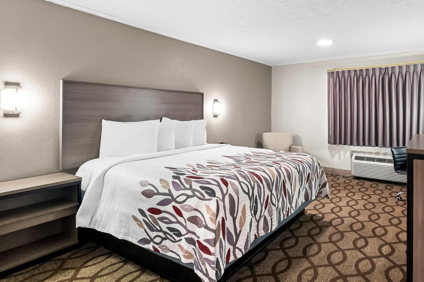 Red Roof Inn & Suites Lexington - Hamburg Exterior foto
